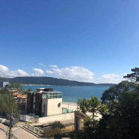 בומבינאס Apartamento Frente Mar Com 02 Suites מראה חיצוני תמונה