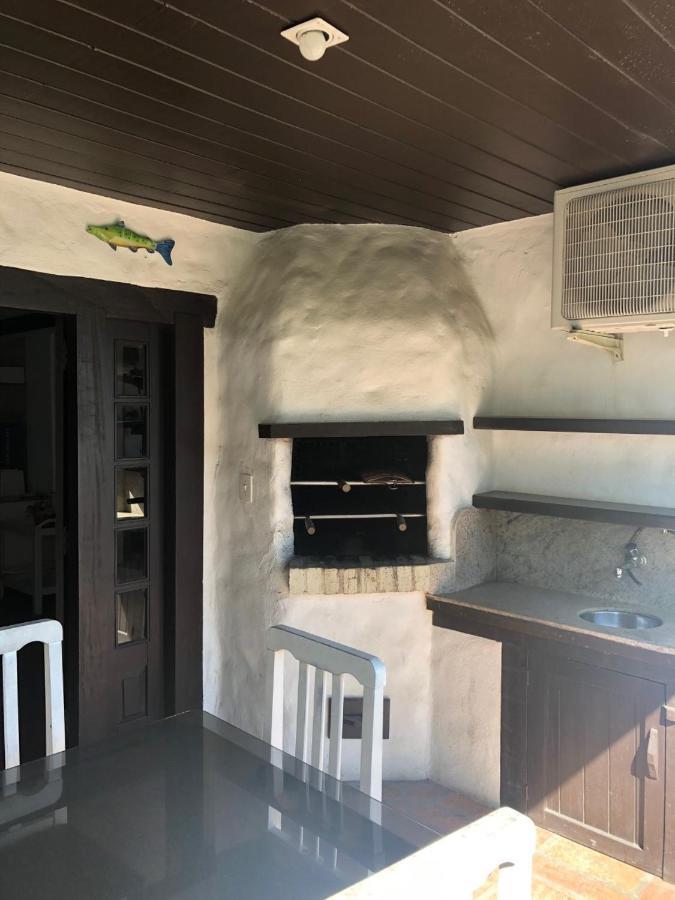 בומבינאס Apartamento Frente Mar Com 02 Suites מראה חיצוני תמונה