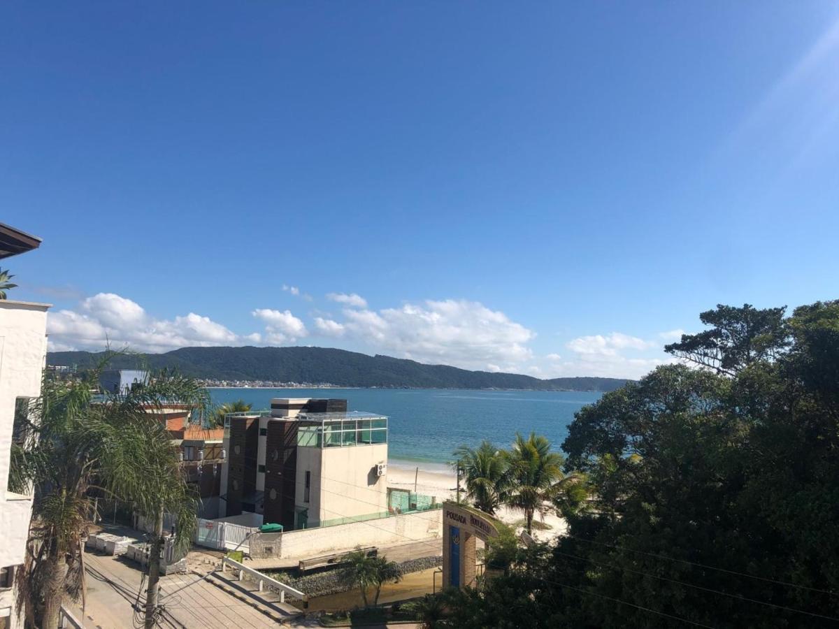 בומבינאס Apartamento Frente Mar Com 02 Suites מראה חיצוני תמונה